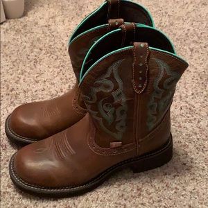 Ladies Justin Cowgirl Boots Size 9